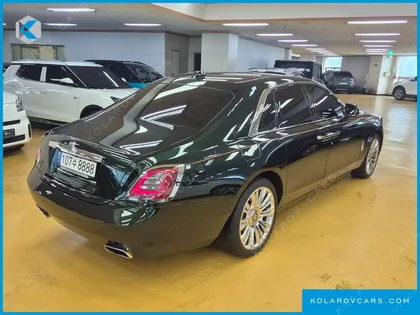 ROLLS ROYCE GHOST 6.7 V12