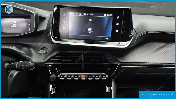 PEUGEOT 2008 EV GT
