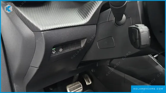 PEUGEOT 2008 EV GT