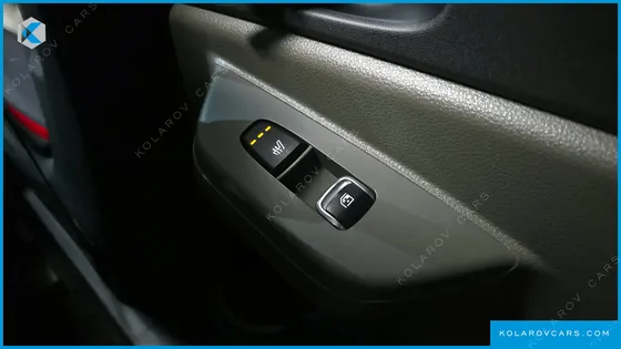 KIA CARNIVAL 9-SEATER NOBLESSE