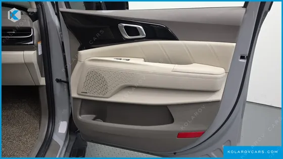 KIA CARNIVAL HEV 7SEATER GRAVITY