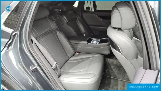 GENESIS G90 GASOLINE 3.5 TURBO AWD