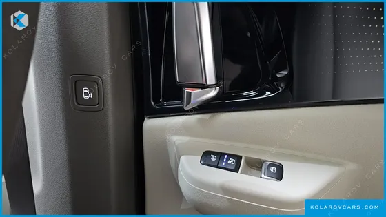 KIA CARNIVAL HEV 7SEATER SIGNATURE