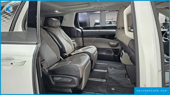 KIA CARNIVAL HEV 7SEATER SIGNATURE