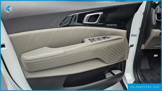 KIA CARNIVAL HEV 7SEATER SIGNATURE