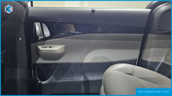 KIA CARNIVAL HEV 7SEATER SIGNATURE