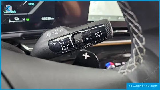 KIA CARNIVAL HEV 7SEATER SIGNATURE