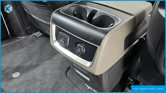 KIA CARNIVAL HEV 7SEATER SIGNATURE
