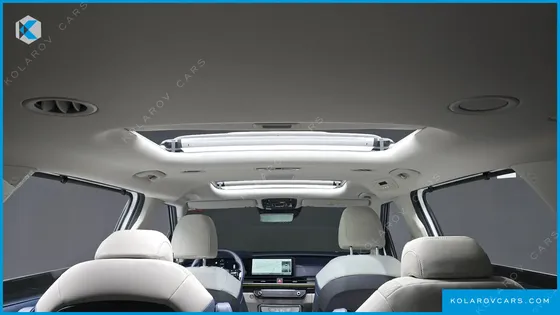 KIA CARNIVAL HEV 9SEATER SIGNATURE