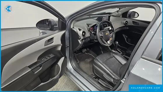 CHEVROLET (GM DAEWOO) AVEO LS DELUXE