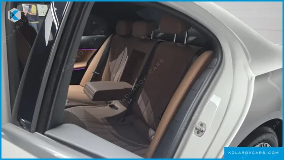 MERCEDES E-CLASS E200 AVANTGARDE