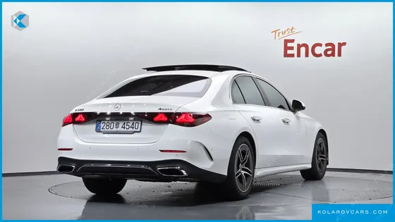 MERCEDES E-CLASS E300 4MATIC AMG LINE