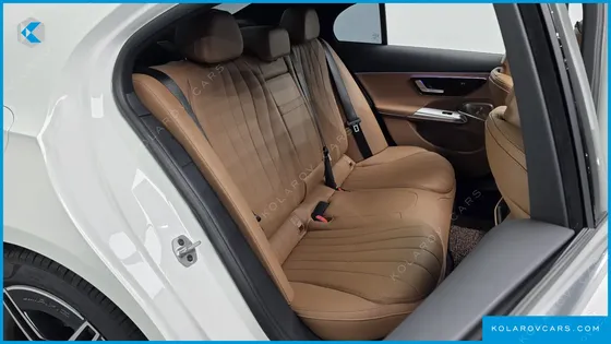 MERCEDES E-CLASS E300 4MATIC AMG LINE