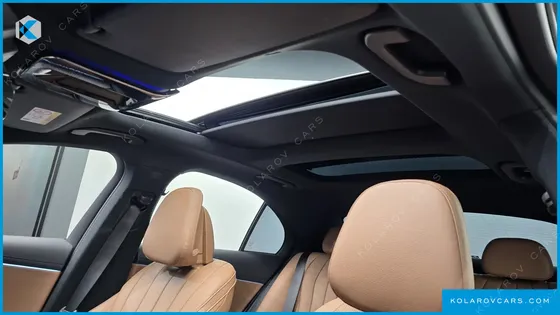 MERCEDES E-CLASS E300 4MATIC AMG LINE