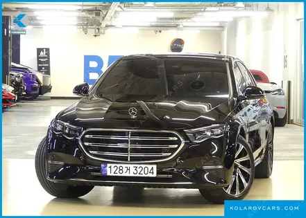 MERCEDES E-CLASS E300 4MATIC EXCLUSIVE