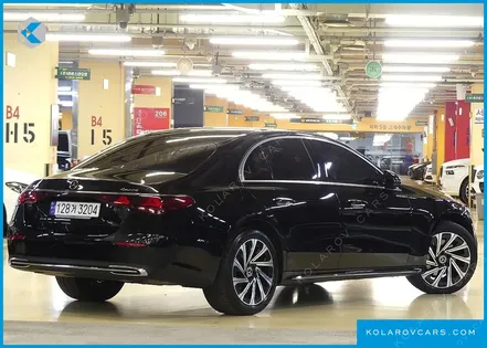 MERCEDES E-CLASS E300 4MATIC EXCLUSIVE