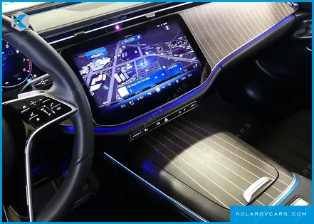 MERCEDES E-CLASS E300 4MATIC EXCLUSIVE