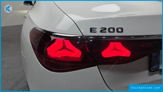 MERCEDES E-CLASS E200 AVANTGARDE