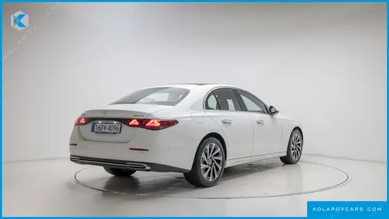 MERCEDES E-CLASS E300 4MATIC EXCLUSIVE