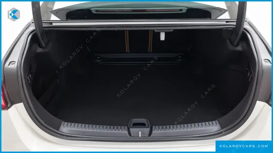 MERCEDES E-CLASS E300 4MATIC EXCLUSIVE