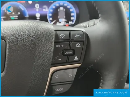 TOYOTA CROWN 2.5 4WD HYBRID