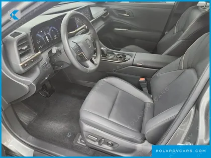 TOYOTA CROWN 2.5 4WD HYBRID