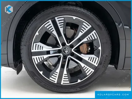 MASERATI GRECALE AWD FOLGORE