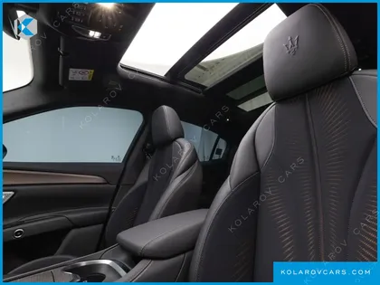 MASERATI GRECALE AWD FOLGORE