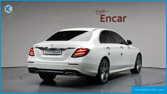 MERCEDES E-CLASS E300 AMG LINE