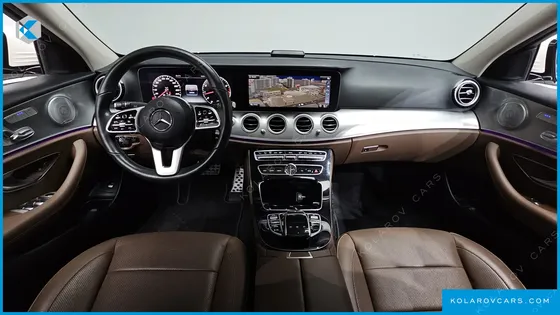 MERCEDES E-CLASS E300 AMG LINE
