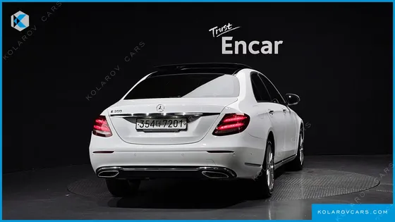 MERCEDES E-CLASS E300 EXCLUSIVE