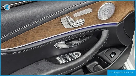 MERCEDES E-CLASS E300 EXCLUSIVE