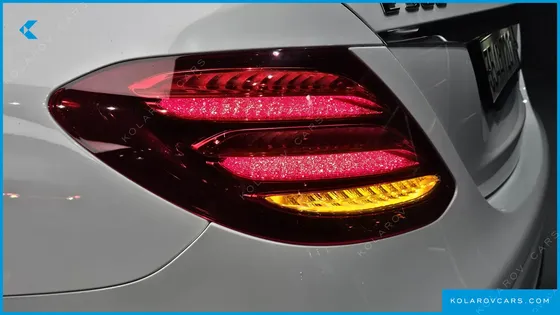 MERCEDES E-CLASS E300 EXCLUSIVE