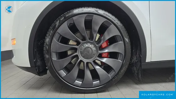 TESLA MODEL Y PERFORMANCE AWD
