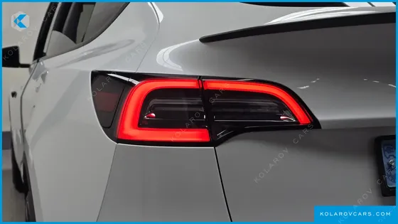 TESLA MODEL Y PERFORMANCE AWD