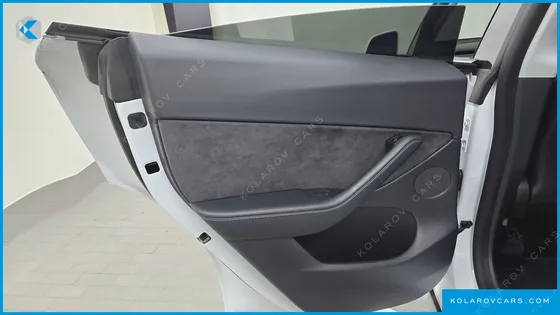 TESLA MODEL Y PERFORMANCE AWD