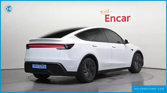 TESLA MODEL Y RWD