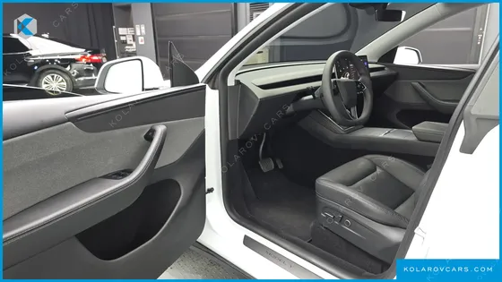 TESLA MODEL Y RWD