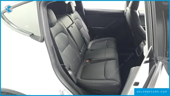 TESLA MODEL Y RWD