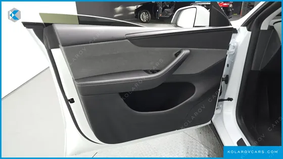 TESLA MODEL Y RWD