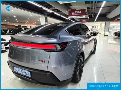 TESLA MODEL Y LONG RANGE LAUNCH EDITION AWD
