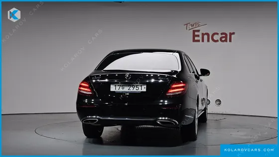 MERCEDES E-CLASS E300 4MATIC EXCLUSIVE