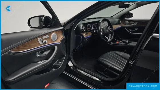 MERCEDES E-CLASS E300 4MATIC EXCLUSIVE