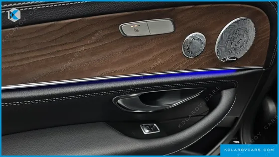 MERCEDES E-CLASS E300 4MATIC EXCLUSIVE