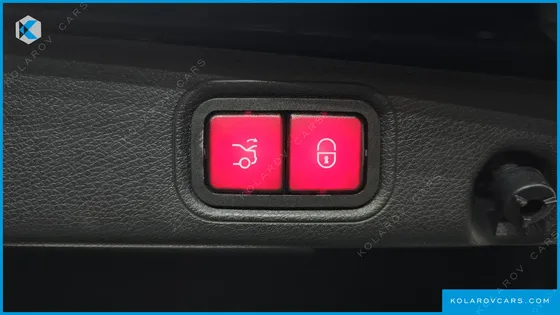 MERCEDES E-CLASS E300 4MATIC EXCLUSIVE