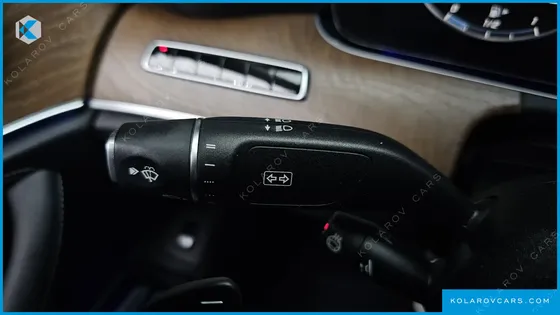 MERCEDES E-CLASS E300 4MATIC EXCLUSIVE