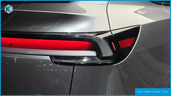 TESLA MODEL Y LONG RANGE LAUNCH EDITION AWD