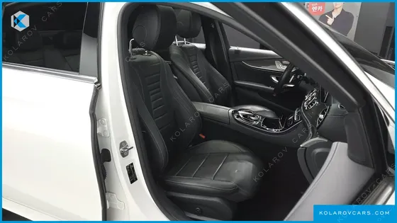MERCEDES E-CLASS E300 4MATIC AMG LINE