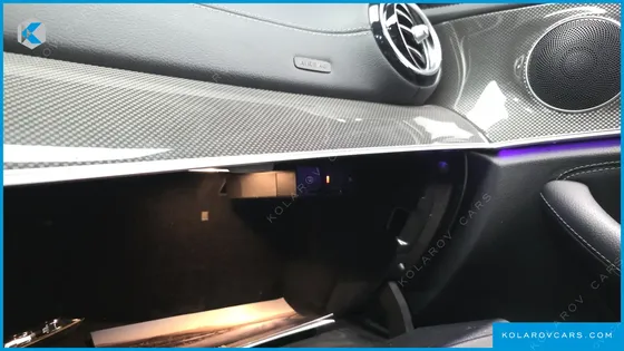 MERCEDES E-CLASS E300 4MATIC AMG LINE