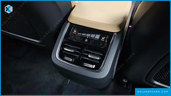 VOLVO XC90 B6 ULTIMATE BRIGHT